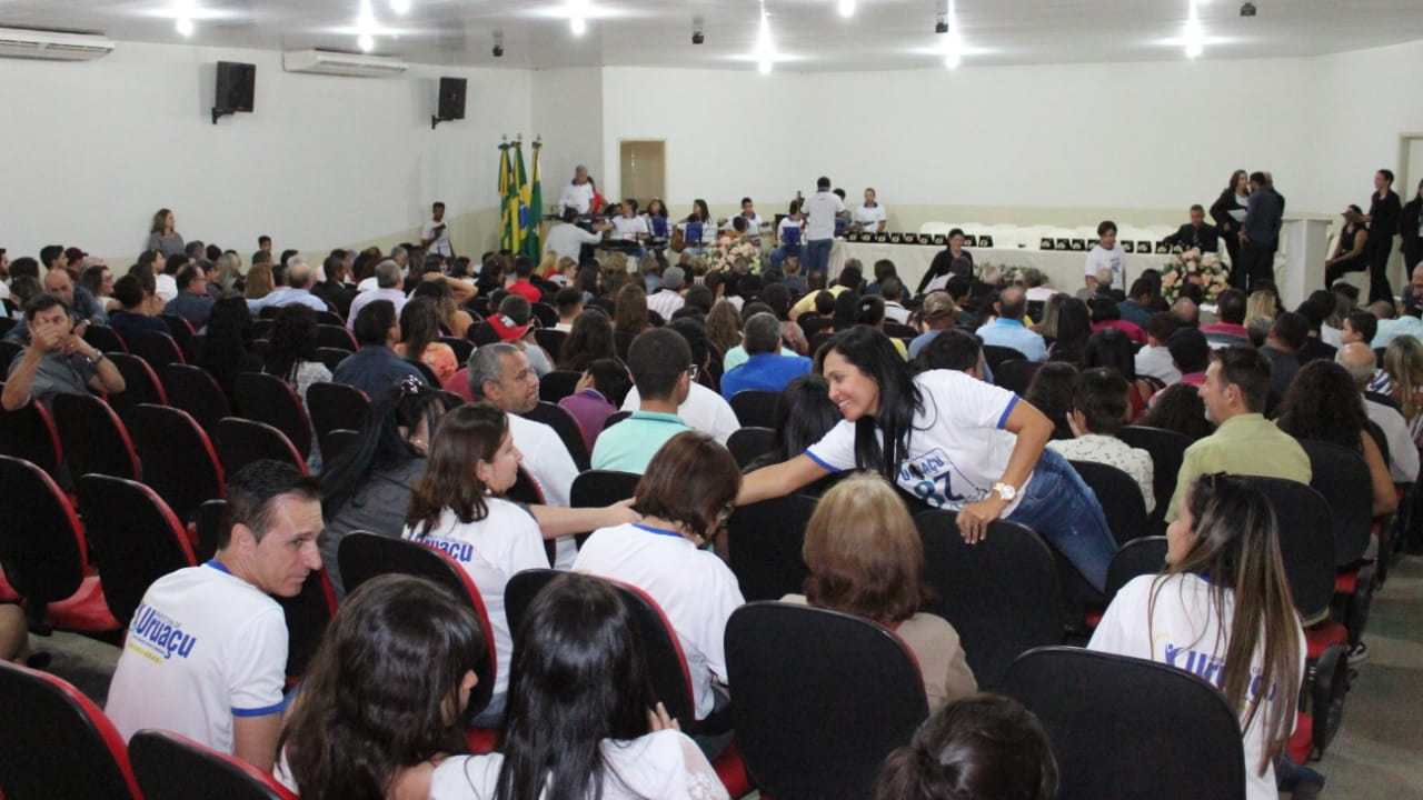 Solenidade de entrega de Comenda lotou auditório (Fotos: Ascom Uruaçu)